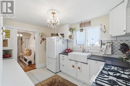 Kitchen - 213 Pennywell Road, St. John'S, NL 