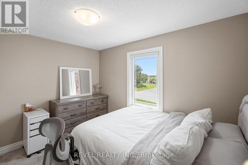 29 Saint John Street, Amaranth, ON 