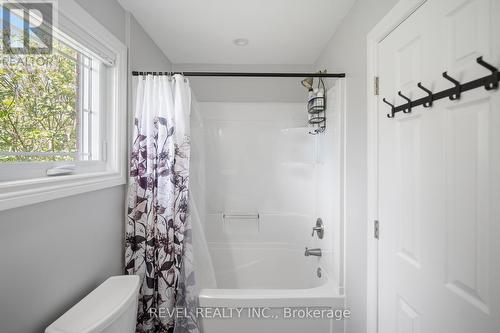 29 Saint John Street, Amaranth, ON 
