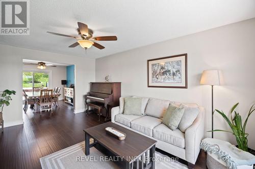 29 Saint John Street, Amaranth, ON 