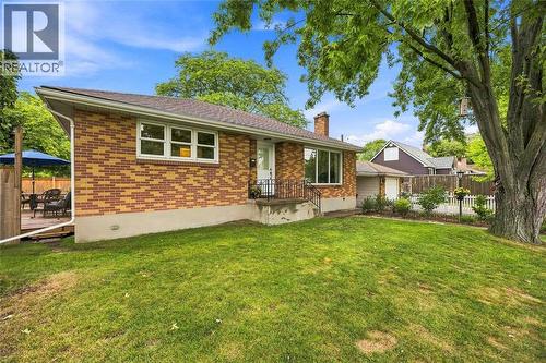 875 Woodland Avenue, Sarnia, ON 