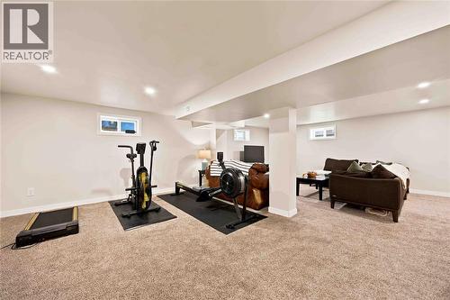 875 Woodland Avenue, Sarnia, ON 