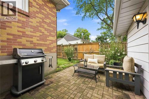 875 Woodland Avenue, Sarnia, ON 