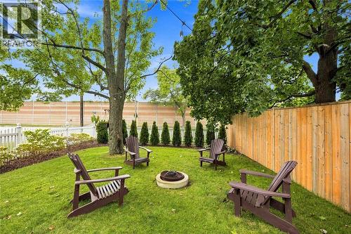875 Woodland Avenue, Sarnia, ON 