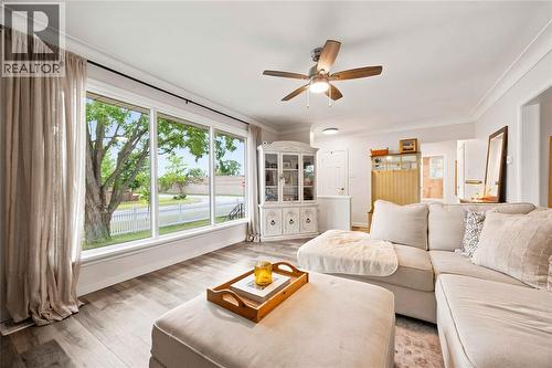 875 Woodland Avenue, Sarnia, ON 
