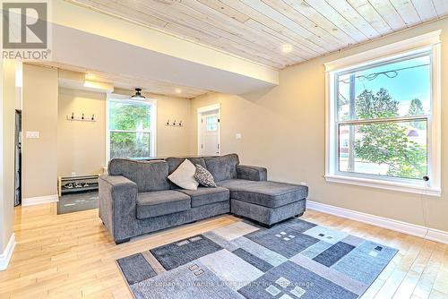 907 Highway 7, Kawartha Lakes (Oakwood), ON 