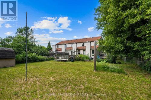 B - 5744 Andrasi Crescent, Ottawa, ON 