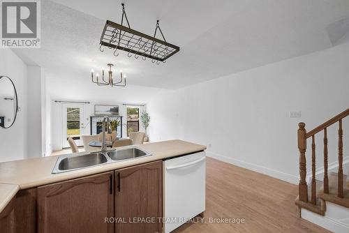 B - 5744 Andrasi Crescent, Ottawa, ON 