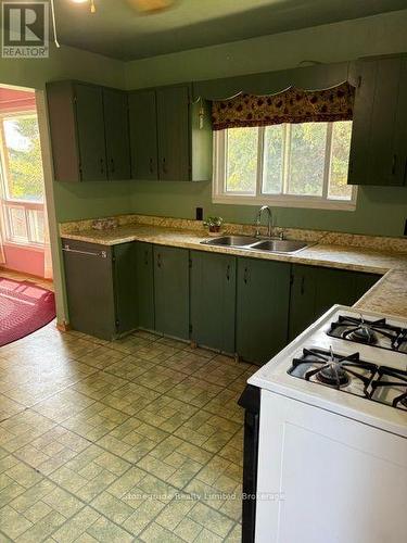 100 Moloney Line, Selwyn, ON 