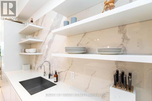 248 Manning Avenue, Toronto, ON 