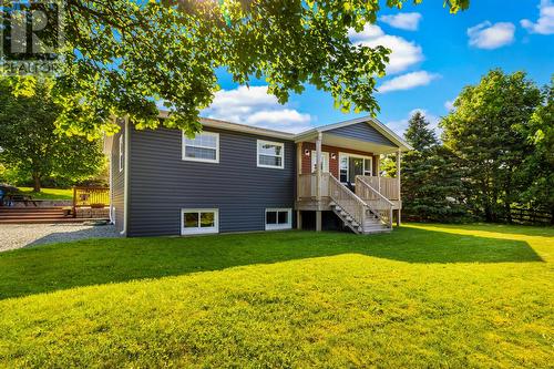 25 Chamberlains Road, Conception Bay South, NL 