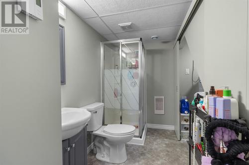 25 Chamberlains Road, Conception Bay South, NL 