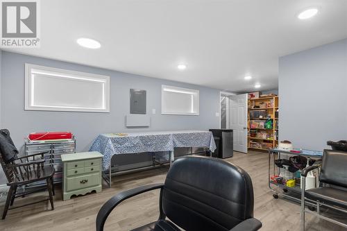 25 Chamberlains Road, Conception Bay South, NL 
