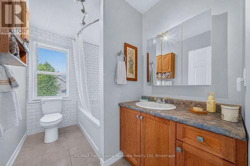 22 Ahmic Street, Magnetawan, ON 