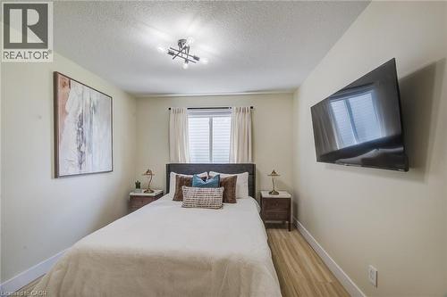210 Hawkswood Drive, Kitchener, ON 
