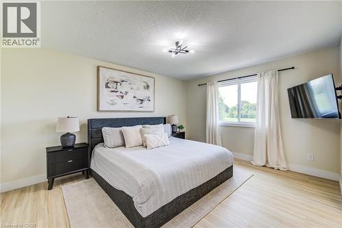 210 Hawkswood Drive, Kitchener, ON 