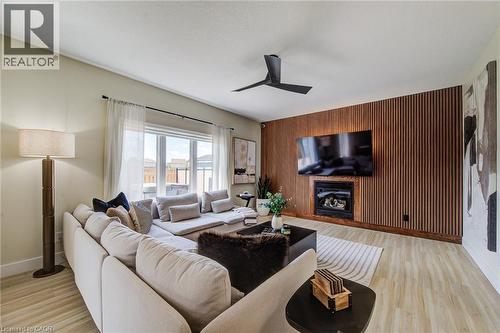 210 Hawkswood Drive, Kitchener, ON 