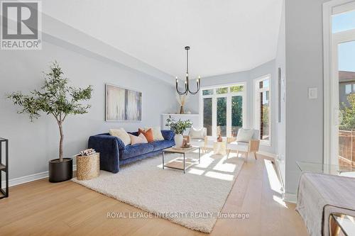 1014 Ottenbrite Crescent, Ottawa, ON 
