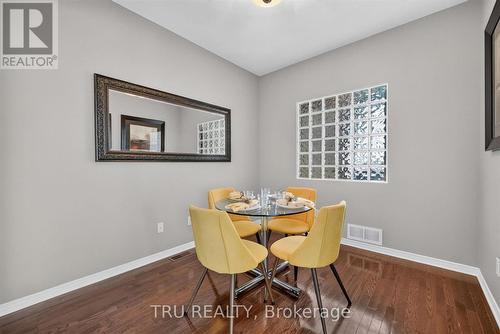 dining room - 325 Upcountry Drive E, Ottawa, ON 