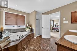 primary ensuite - 