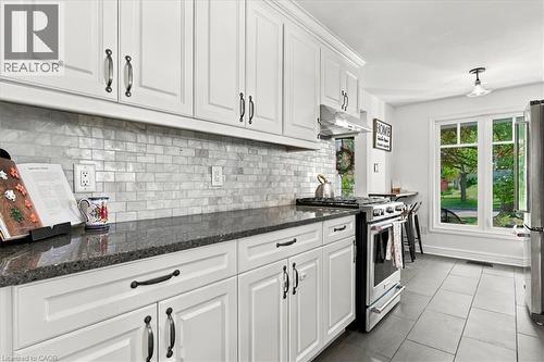 258 Newport Place, Waterloo, ON 