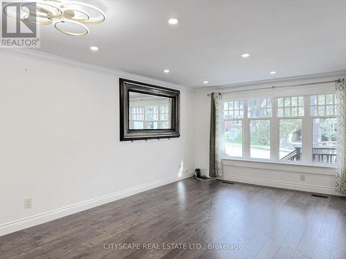 Living room - 60 Hillview Drive, Newmarket, ON 