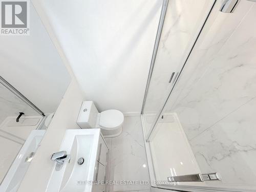 Primary Bedroom - 3pc ensuite - 60 Hillview Drive, Newmarket, ON 
