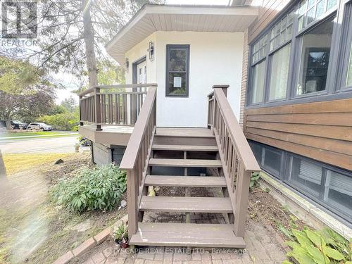 Entrance - 60 Hillview Drive, Newmarket, ON 