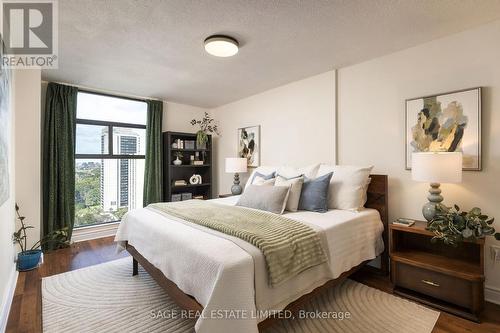 1904 - 135 Marlee Avenue, Toronto, ON 