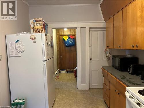 Lower unit - 102 Stanley Street, Simcoe, ON 