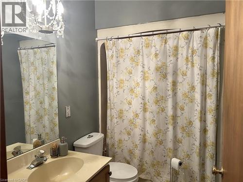 lower unit - 100 Stanley Street, Simcoe, ON 