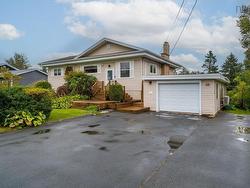 58 Oceanlea Drive  Eastern Passage, NS B3G 1E4