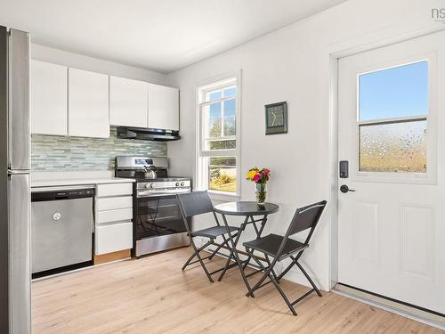 3 Florence Street, Herring Cove, NS 