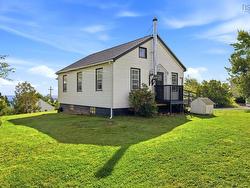 3 Florence Street  Herring Cove, NS B3V 1J4