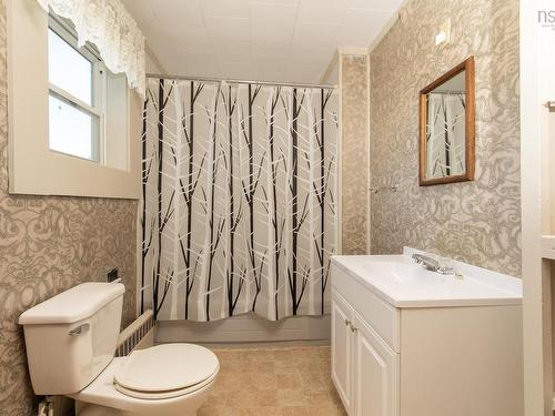 1435 Main Shore Road, Sandford, NS 