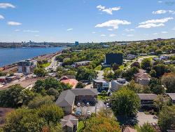 1 18 A Pioneer Avenue  Halifax, NS B3M 1W8