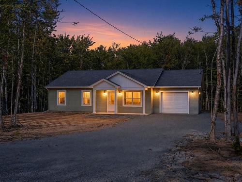 62 Ronald Lane, East Uniacke, NS 