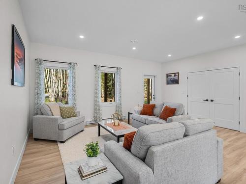 1845 Highway 2, Alton, NS 