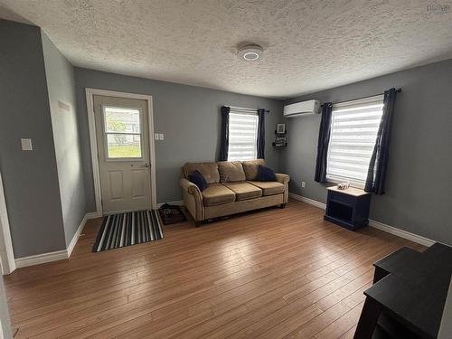 49 Mechanic Street, Trenton, NS 