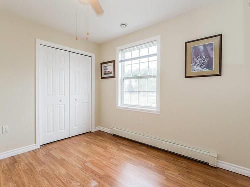 2 Cameron Drive, Melvern Square, NS 