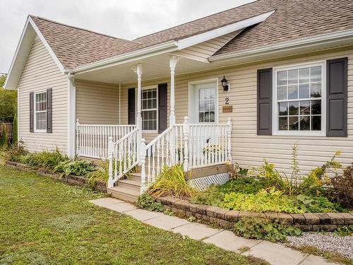 2 Cameron Drive, Melvern Square, NS 
