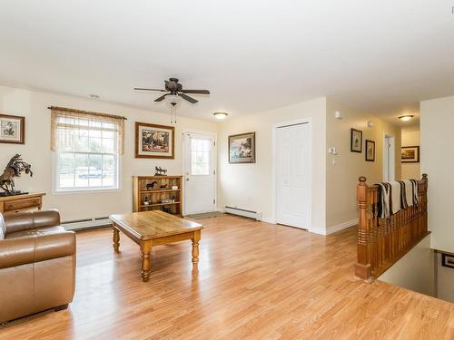 2 Cameron Drive, Melvern Square, NS 