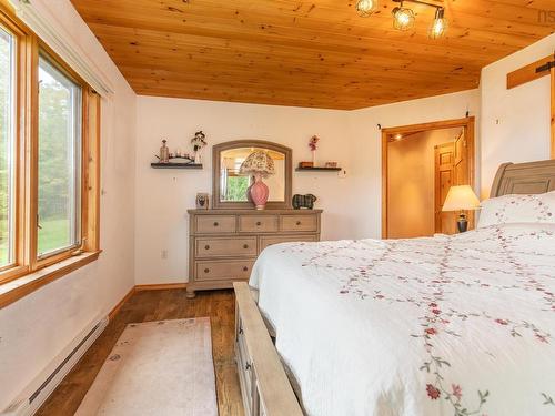 100 Whispering Pine Drive, Canaan, NS 