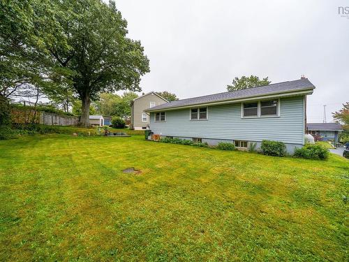 10 Caudle Park Crescent, Lower Sackville, NS 