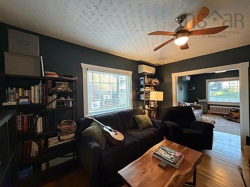 159 Whitney Avenue, Sydney, NS 