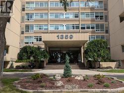 306 - 1359 WHITE OAKS BOULEVARD Oakville, ON L6H 2R8