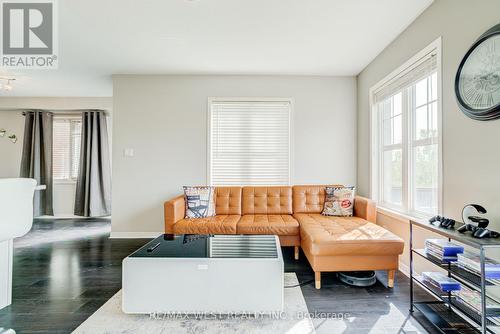 12 Hoard Avenue S, New Tecumseth, ON 