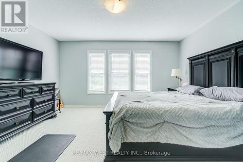 12 Hoard Avenue S, New Tecumseth, ON 