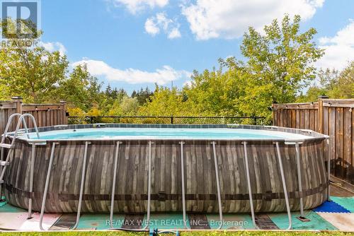 12 Hoard Avenue S, New Tecumseth, ON 
