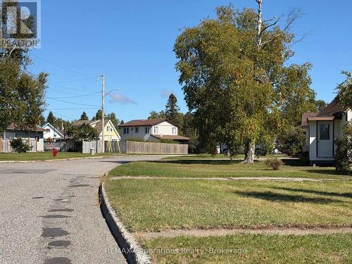 36 Hudson Drive N, Terrace Bay, ON 